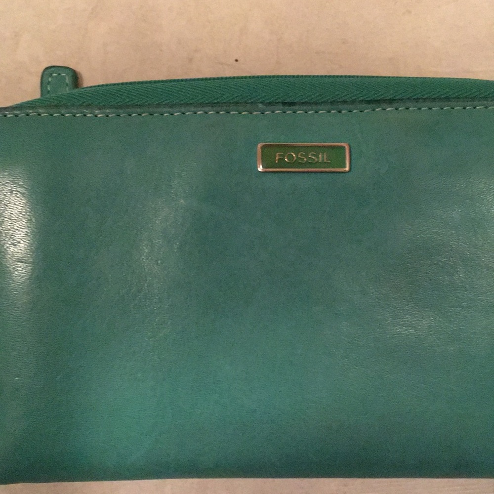 Fossil checkbook sized wallet